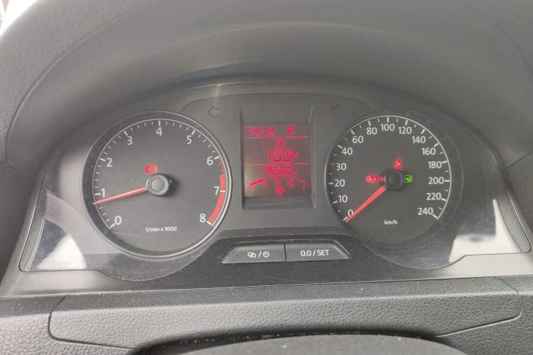 Used Volkswagen Santana 2013 1.6L Automatic Comfort Edition