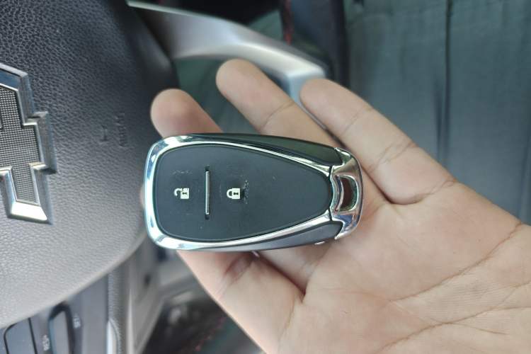 Used Chevrolet Orlando 2019 Redline 530T Automatic Enjoyment Version (5+2 Seating) China VI
