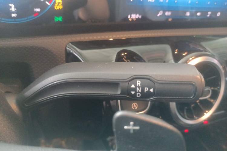 Used Mercedes-Benz A-Class 2020 Restyled A 200 L Sport Sedan Dynamic Version Gear Lever