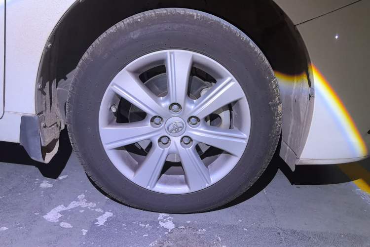 Used Toyota Verso 2014 Starlight 180E CVT Elite Edition