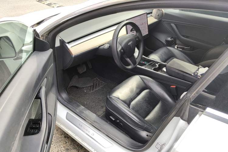 Used Tesla Model 3 2019 Standard Range Rear-Wheel Drive Upgraded Version (60 kWh)