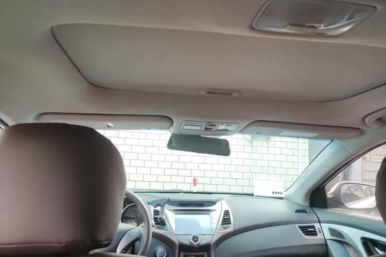 Used Hyundai Elantra (5th Generation / Langdong) 2015 1.6L Manual Leading Model Headliner