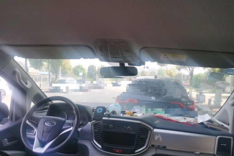 Used JAC Refine M4 2016 2.0L Manual Comfort Edition
