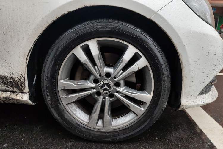 Used Mercedes-Benz E-Class 2014 E 260 L Sport Edition