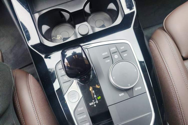 Used BMW X3 2023 xDrive30i Leading Model M Night Edition Package Gear Lever