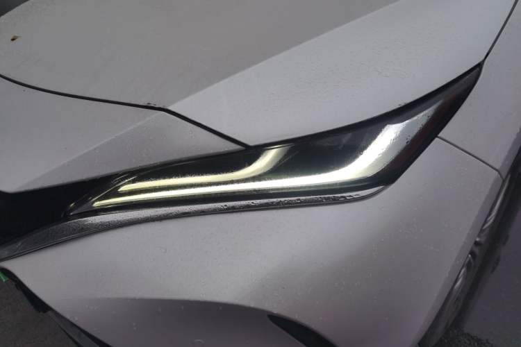 Used Toyota Harrier 2022 2.0L CVT Two-Wheel Drive Deluxe Edition