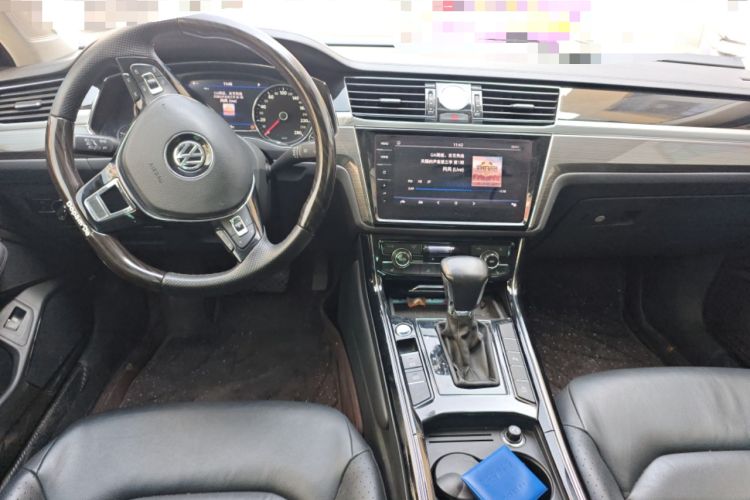 Used Volkswagen Phideon 2019 380TSI Two-Wheel Drive Business Edition China VI Standard
