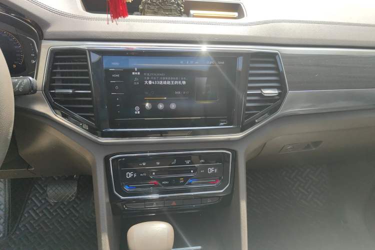 Used Volkswagen Viloran 2020 330TSI Business Edition Audio And AC Panel