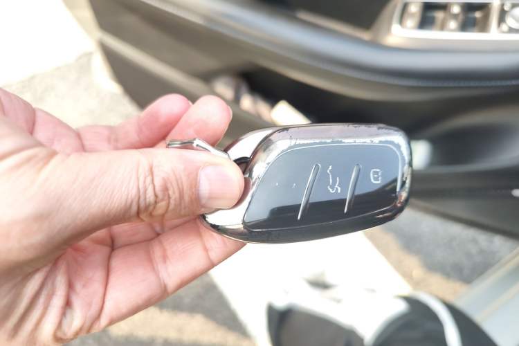 Used Rising ER6 2020 620 km Smart Edition