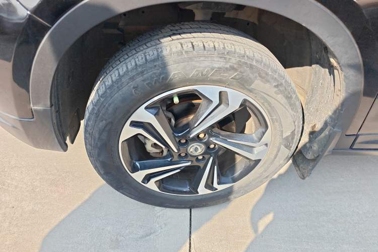 Used Dongfeng Aeolus AX7 2016 1.4T Manual Zhuyue Model
