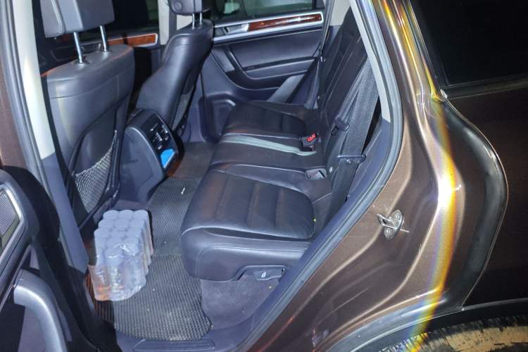 Used Volkswagen Touareg 2011 3.0 TSI Comfort Version
