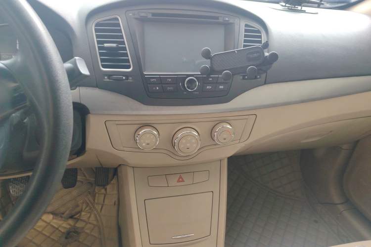 Used Roewe 350 2013 350S 1.5L Manual Xunchi Edition
