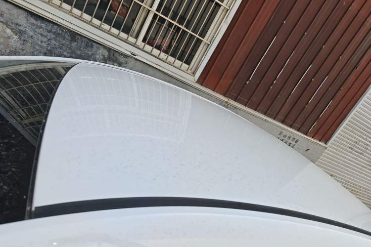 Used Geely Auto Emgrand 2019 Leading Edition 1.5L Manual Luxury Model China VI Standard Roof