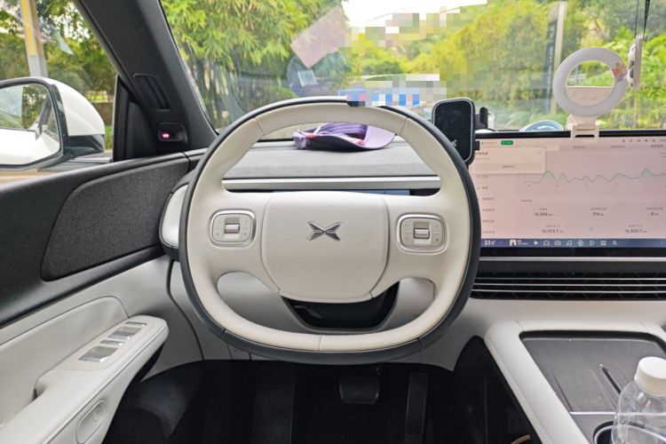 Used XPeng G6 2023 580 Long-Range Pro Steering Wheel