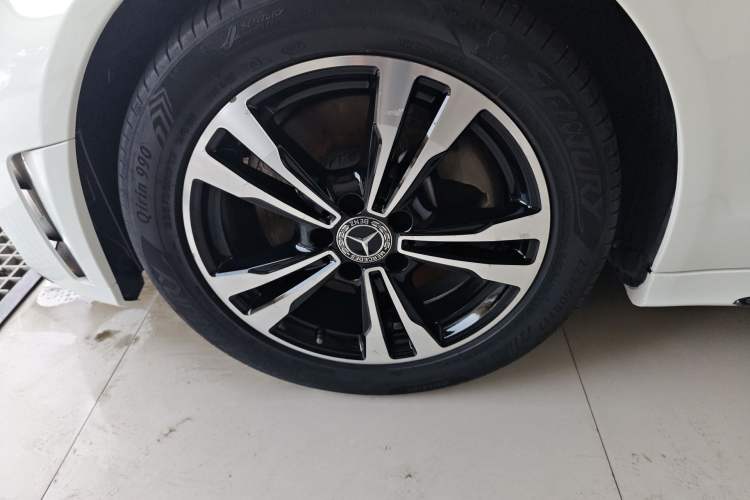 Used Mercedes-Benz C-Class 2019 C 260 Sport Edition Exterior 4