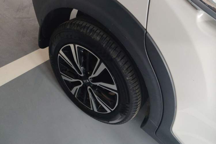 Used Kia kx1 Stonic 2019 1.4L Automatic Fun Edition China V Standard Right Rear Wheel Hub
