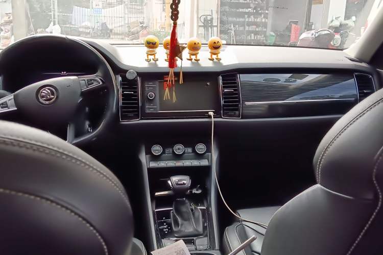 Used Skoda Kodiaq 2020 TSI330 7-Seater Two-Wheel-Drive Luxury Enjoyment Edition