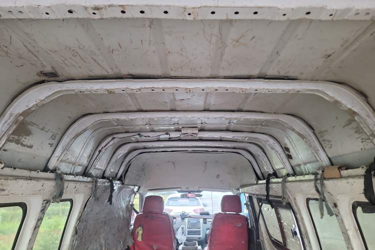 Used Foton Scenic G7 2016 2.0L Commercial Version Long Wheelbase High Roof – 4Q20M