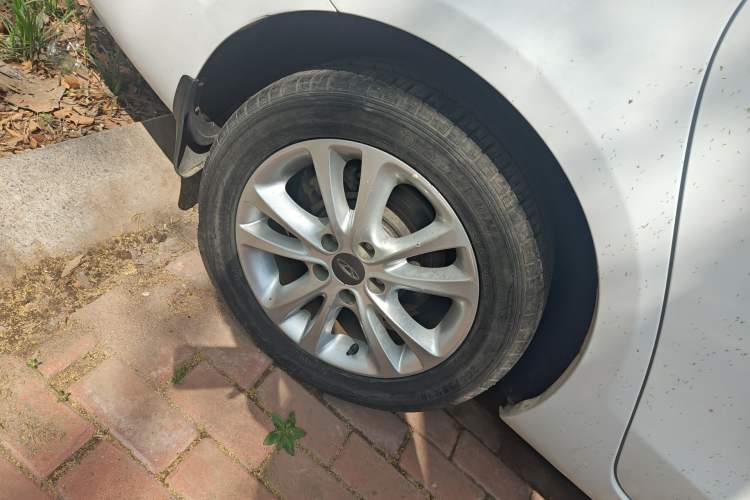 Used Chery Arrizo 7 2015 1.6L Manual ZhiShang Edition
