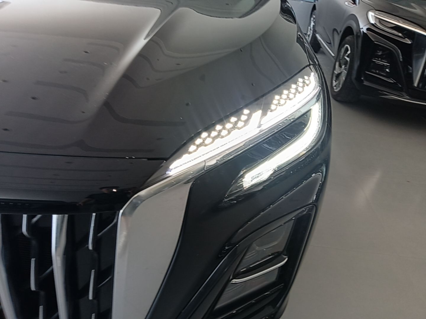 Hongqi HS3 PHEV 2024 PHEV 115km Jingwei Edition — снимка 8