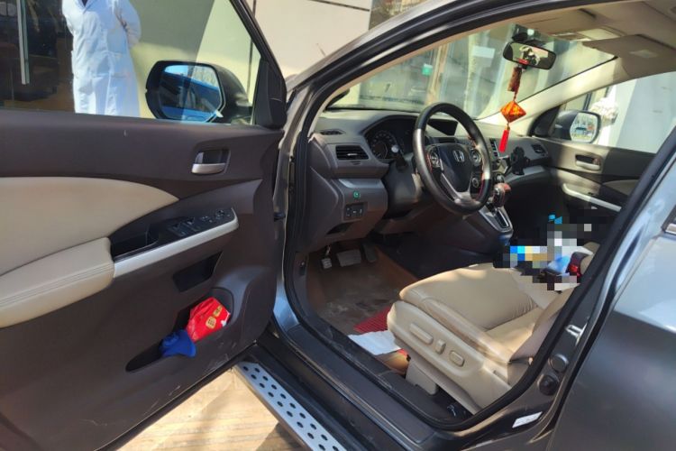 Used Honda CR-V 2012 2.4L four-wheel drive luxury version Driver Seat