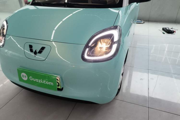 Used Wuling Hongguang MINIEV 2025 Four-Door Version Premium Edition Left Front Headlight