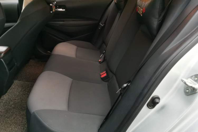 Used Toyota Levin 2019 185T CVT Luxury Edition China VI Standard Left Rear Seat