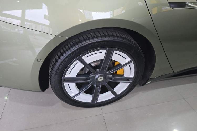 Used Xiaomi Auto SU7 2024 Rear-Drive Ultra-Long Range Advanced Pro-Level Intelligent Driving Version