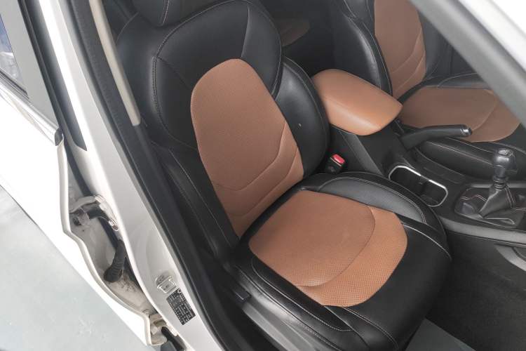 Used Wuling Hongguang S3 2018 1.5L Manual Comfort Model China V Standard
