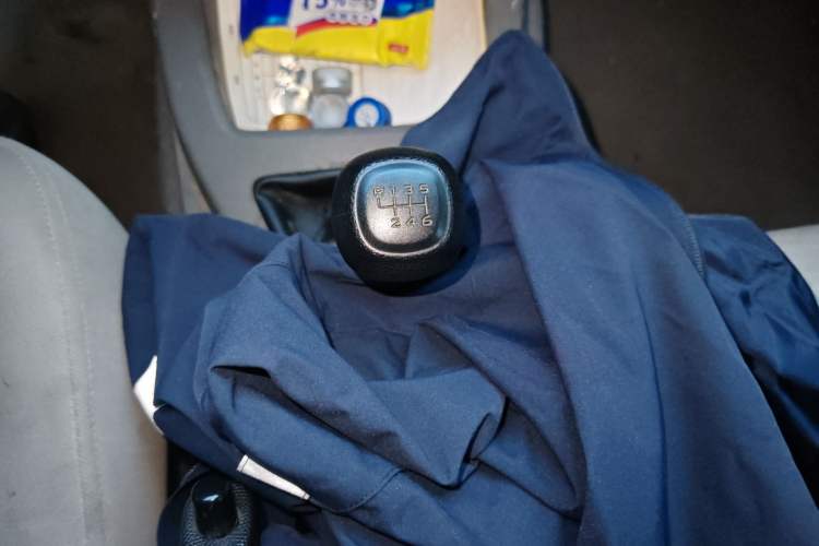 Used Wuling Rongguang V 2019 1.5L Window-Sealed Utility Model China VI LAR Gear Lever