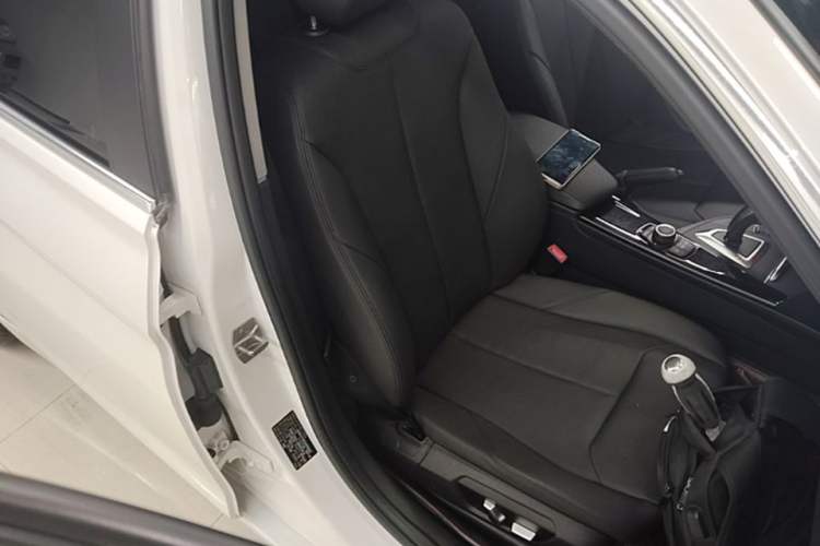 Used BMW 3 Series 2016 320Li Ambition Model