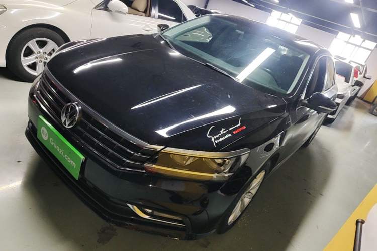 Used Volkswagen Passat 2017 330TSI DSG Luxury Edition Guazi used car, China used car export, Used car for sale, Used cars, Cheapest cars for sale