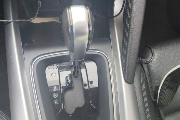 Used Renault Kadjar 2017 2.0L Two-Wheel-Drive Leading Edition
