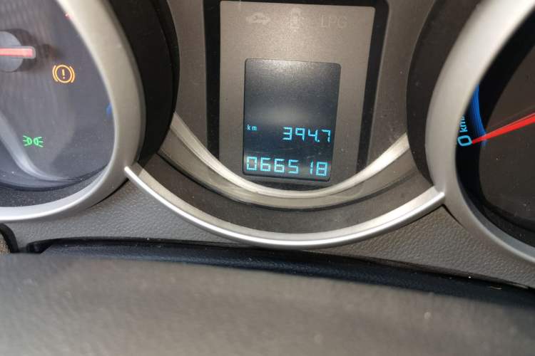 Used Chevrolet Cruze 2013 1.6L SE MT
