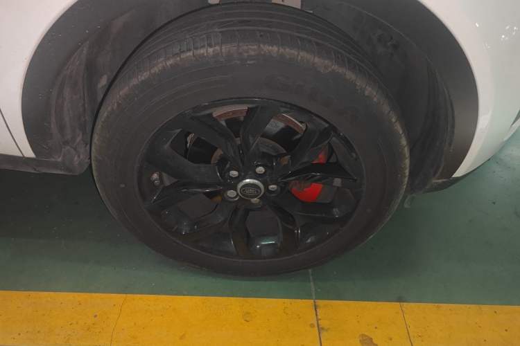 Used Land Rover Discovery Sport 2016 2.0T HSE Right Front Wheel Hub