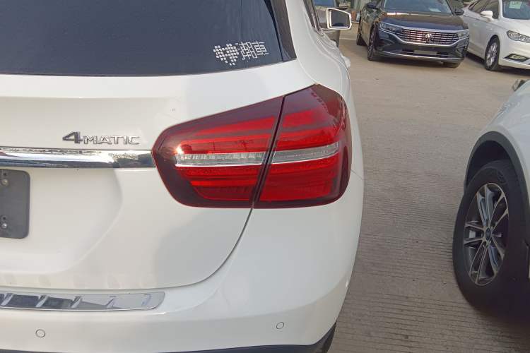 Used Mercedes-Benz GLA 2017 GLA 220 4MATIC Fashion Model