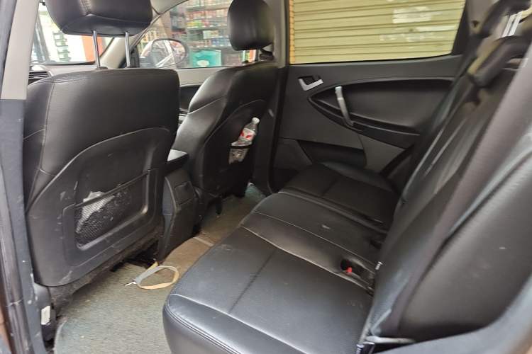 Used Geely Auto GX7 2013 2.0L Automatic Prestige Edition Left Rear Seat