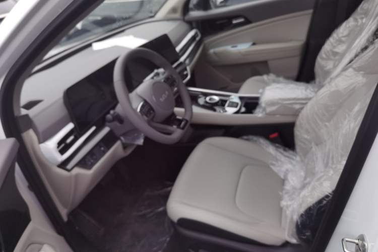 Used Kia Sportage (Chinese Domestic Model) 2025 1.5T Two-Wheel Drive Prestige Edition
