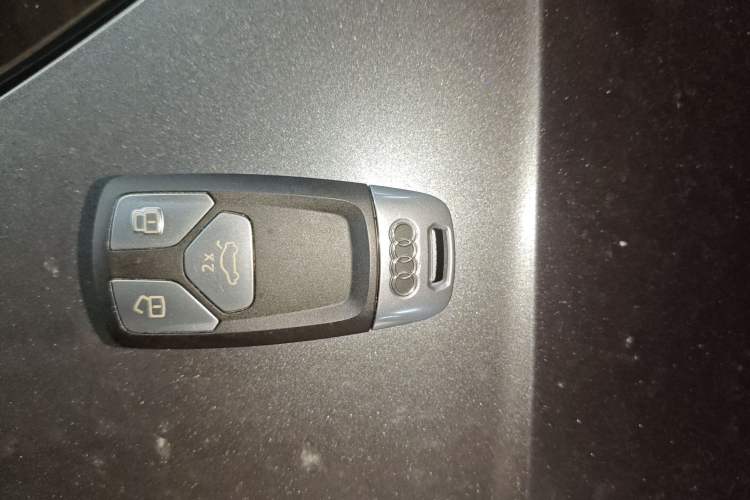 Used Audi A4L 2020 40 TFSI Luxury Dynamic Model
