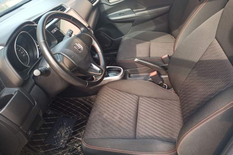 Used Honda Fit 2018 1.5L CVT Trendy Run+ Edition
