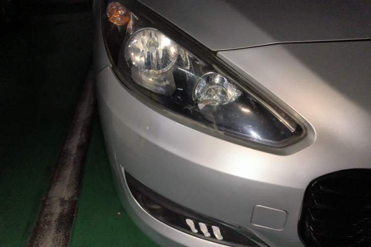 Used Peugeot 308 2014 Enjoy Edition Classic 1.6L Manual YouShang Model Right Front Headlight