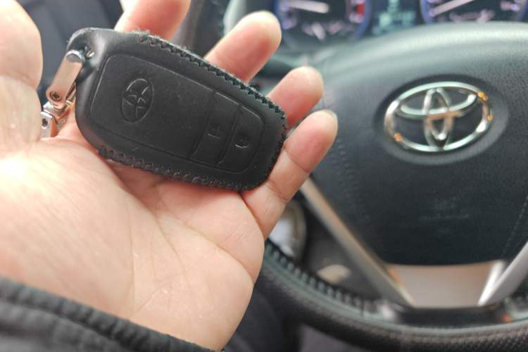 Used Toyota Highlander 2017 2.0T Four-Wheel Drive Luxury Edition 7 Seats
