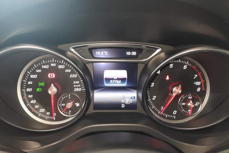 Used Mercedes-Benz GLA 2019 GLA 200 Fashion Model Instrument Cluster