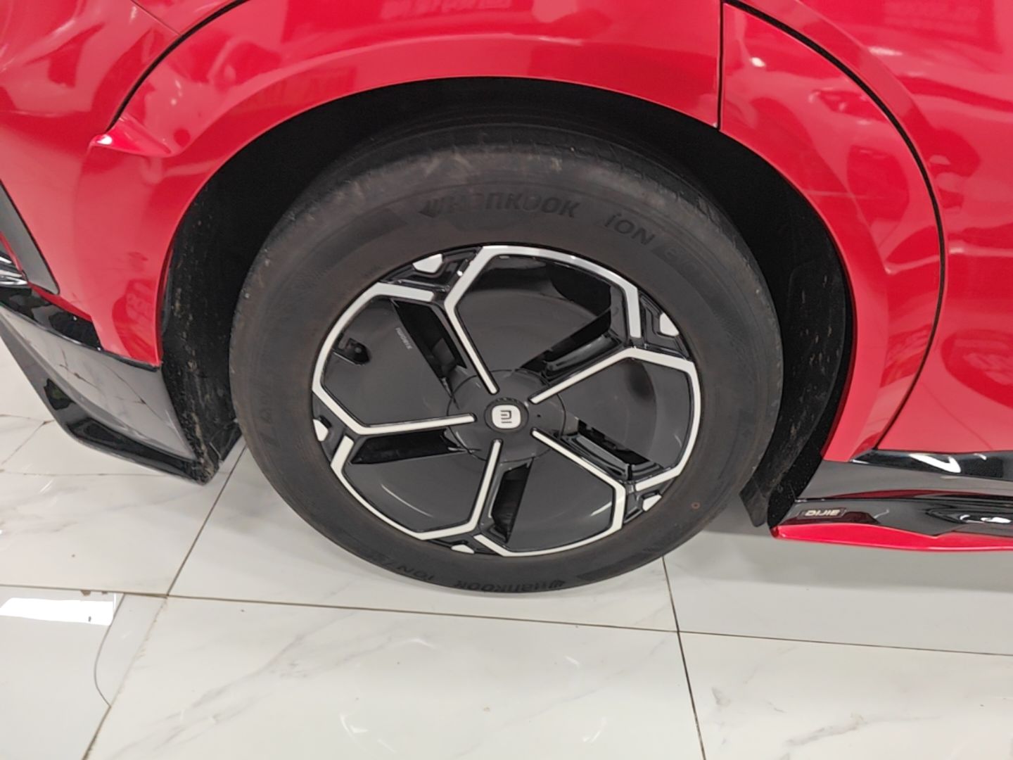 Xiaomi Auto YU7 2025 Ultra-Long Range Rear-Wheel Drive Version — снимка 11