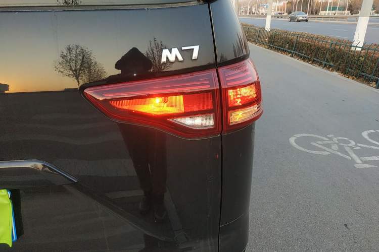 Used BAW Ruisheng Ace M7 2023 2.0L Automatic Long Wheelbase Enjoyment Version 7 Seats