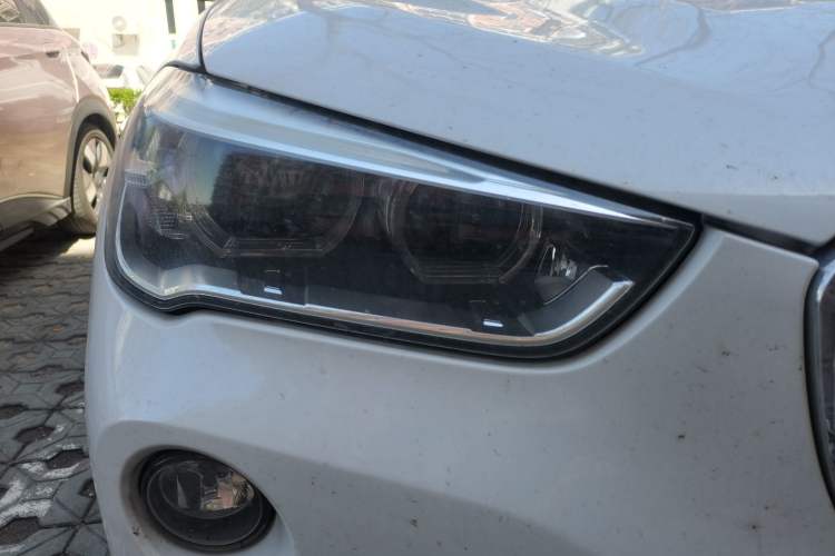 Used BMW X1 2016 sDrive20Li Luxury Model Right Front Headlight