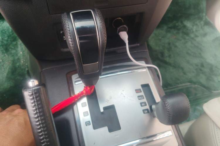 Used Mitsubishi Pajero  Gear Lever