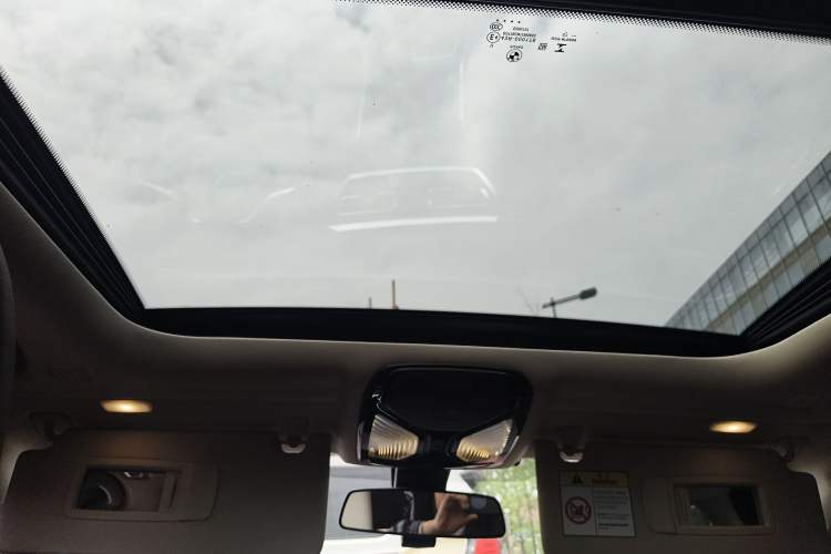 Used BMW 3 Series 2022 320Li M Sport Package Headliner