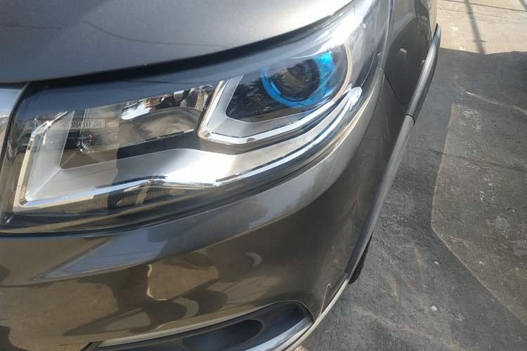 Used FORTHING SX6 2016 1.6L Manual Elite Model
