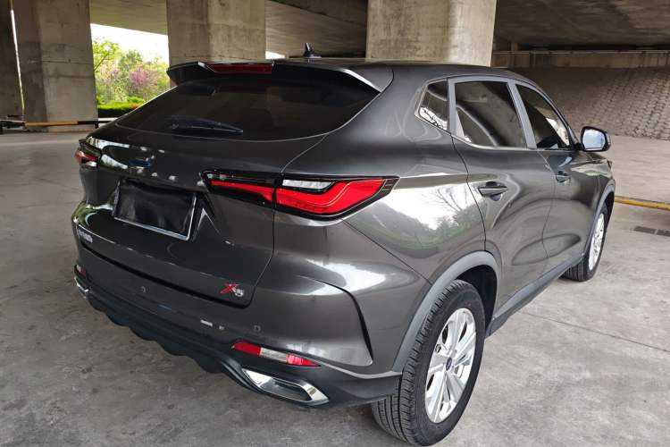 Used CHANGAN OSHAN X5 2021 1.6L CVT Luxury Model Rear Right 45 Deg